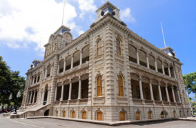 Find low fare tickets to Iolani palace in Honolulu