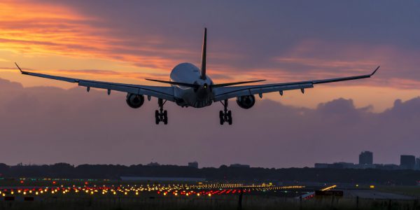 Important Tips to consider when booking a Red Eye Flight