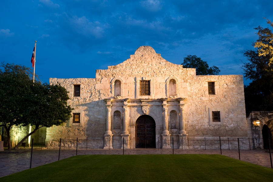 San Antonio: Your next affordable sunny getaway